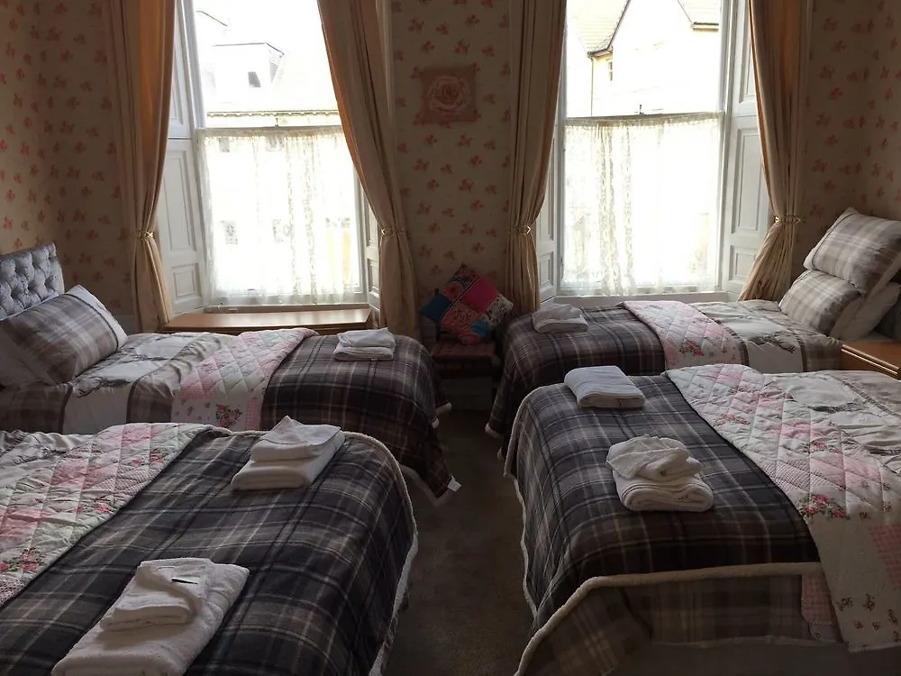 16 Pilrig Guest House Edinburgh Bed & Breakfast