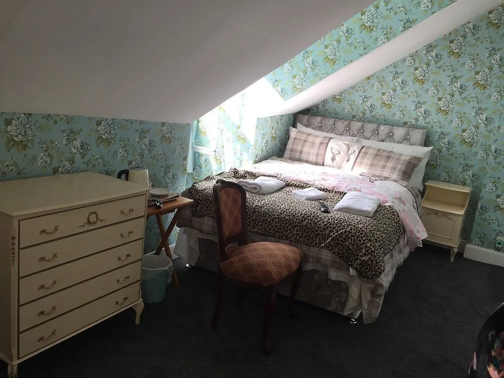 Bed & Breakfast 16 Pilrig Guest House Edinburgh