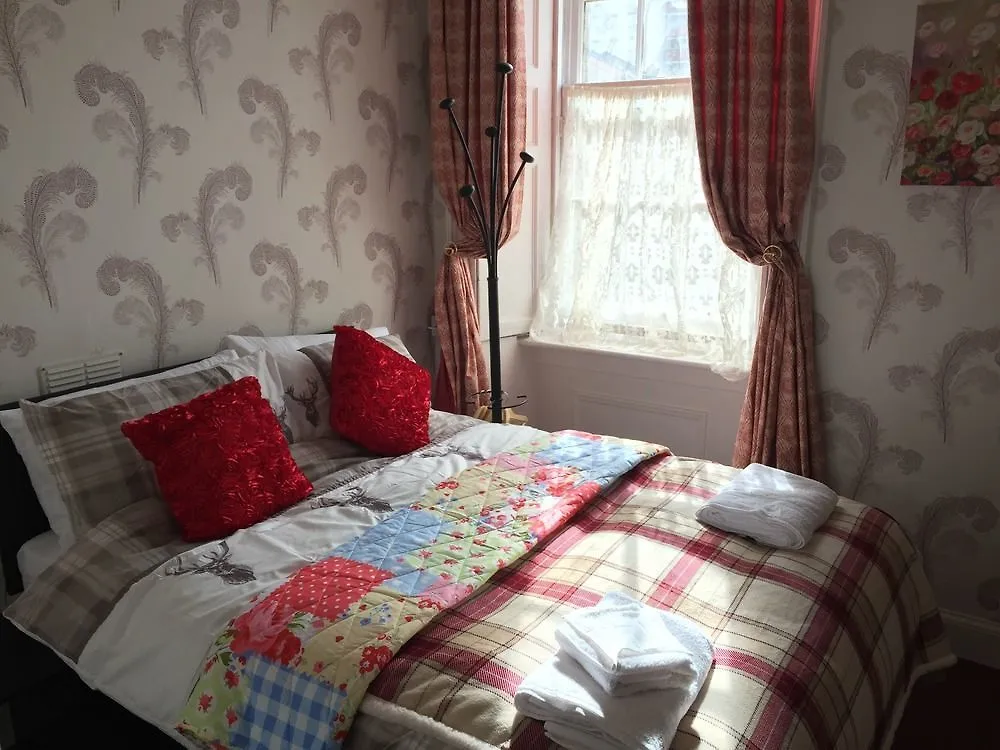 16 Pilrig Guest House Edimburgo