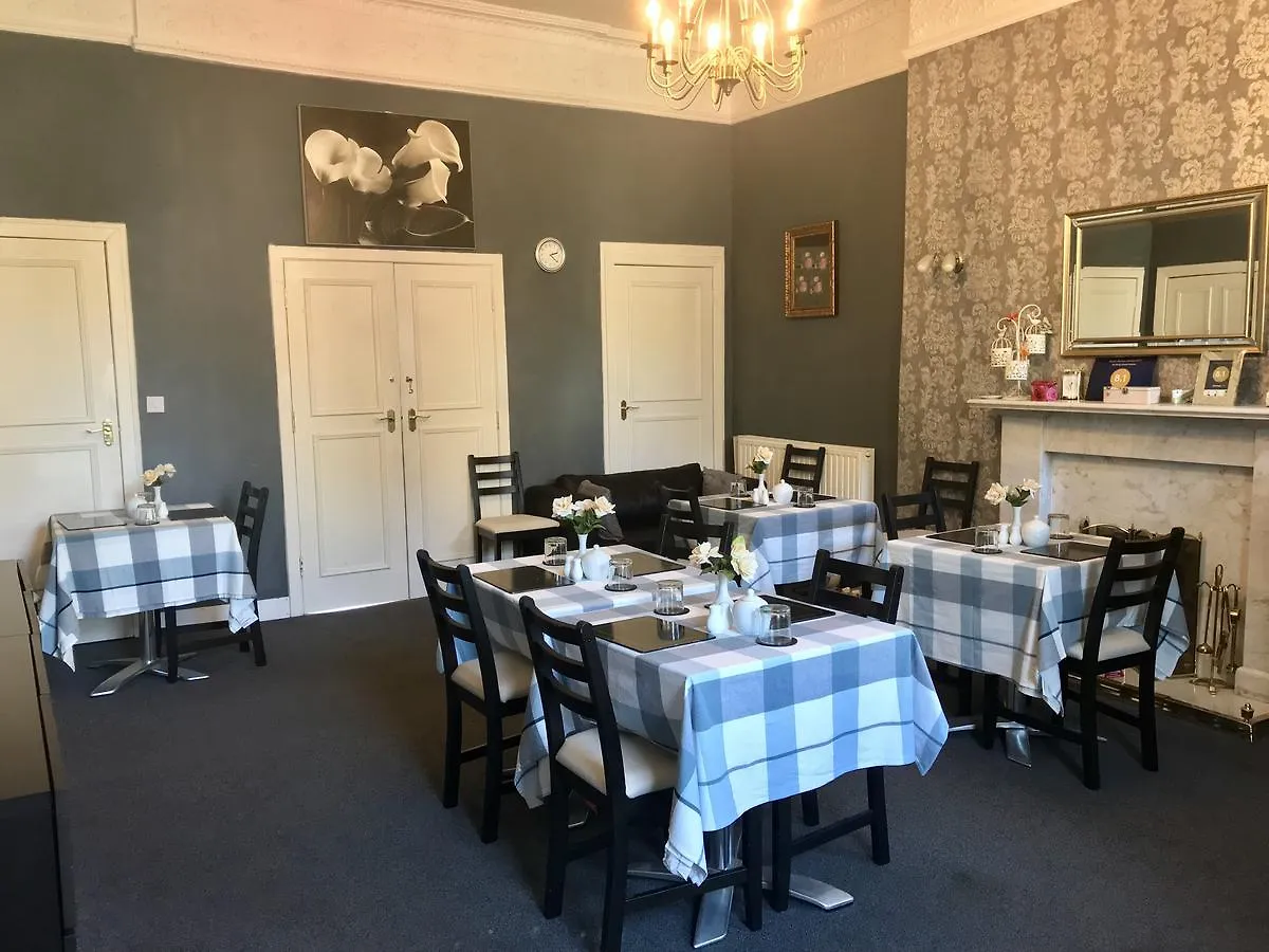 16 Pilrig Guest House Edimburgo