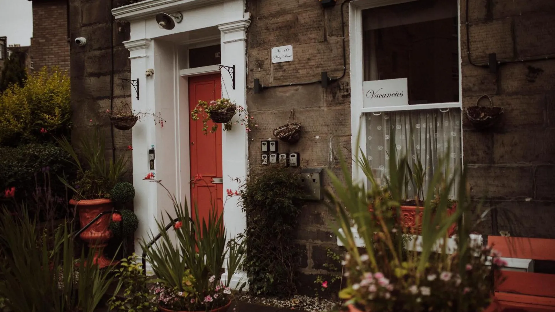 Bed & Breakfast 16 Pilrig Guest House Edinburgh