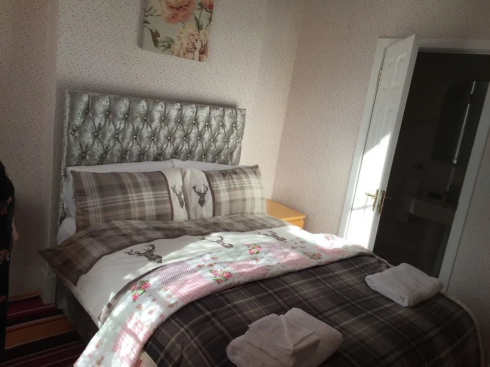 Bed & Breakfast 16 Pilrig Guest House Edinburgh