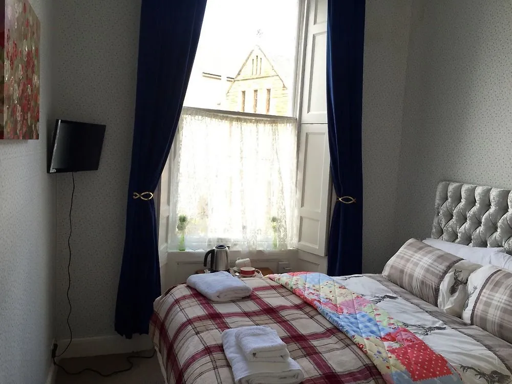 Bed & Breakfast 16 Pilrig Guest House Edinburgh