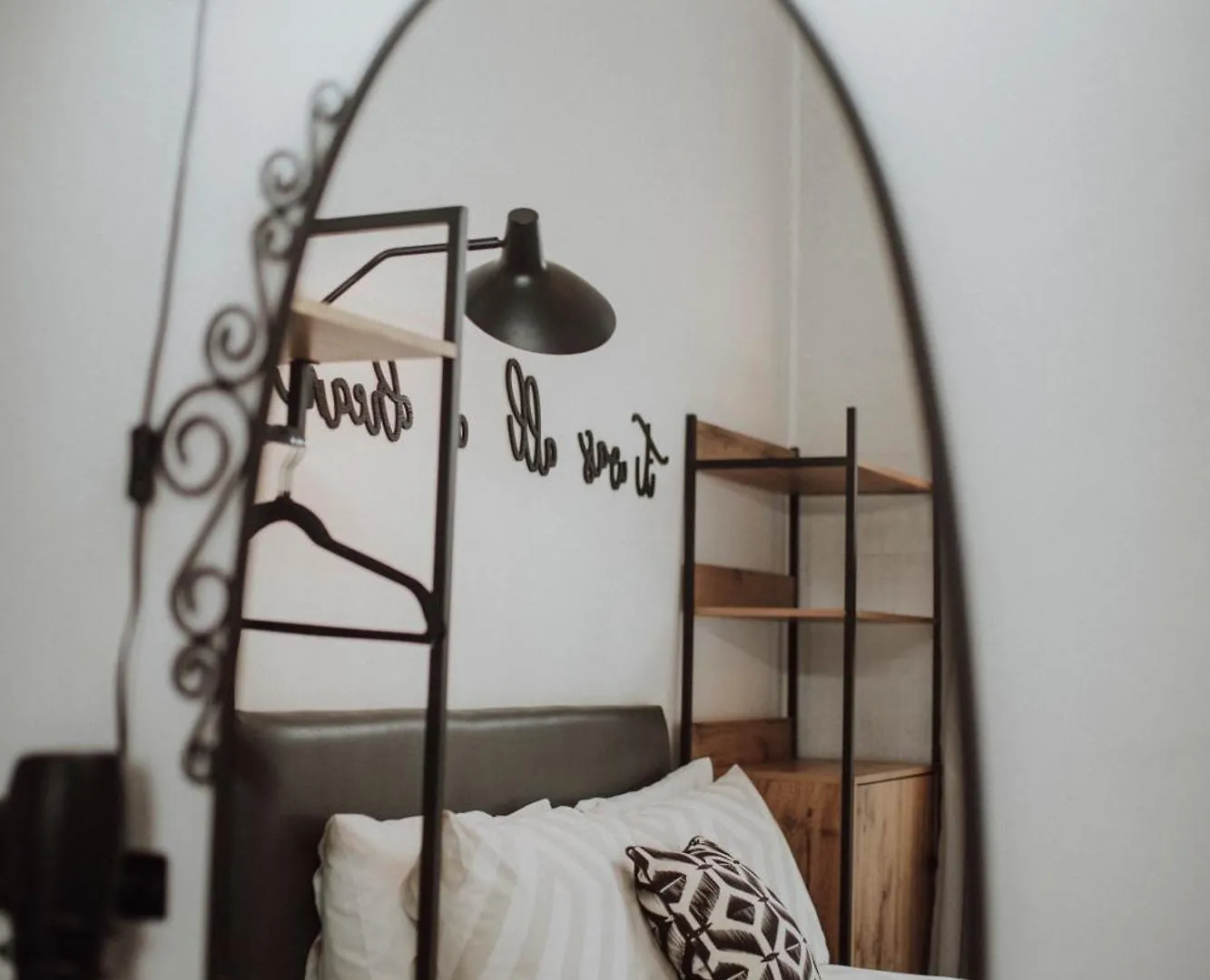 16 Pilrig Guest House Эдинбург Великобритания